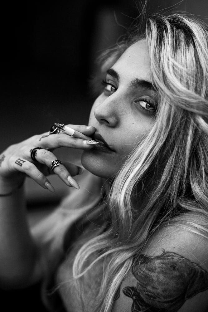 Ќе почнеш да се допишуваш од зезање што се вика, а ќе завршиш заљубен како СТОКА!!!