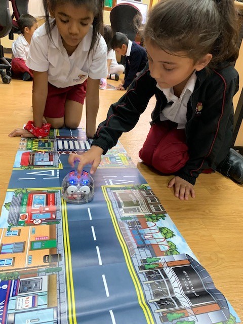 ICT | Raffles International School tweet media