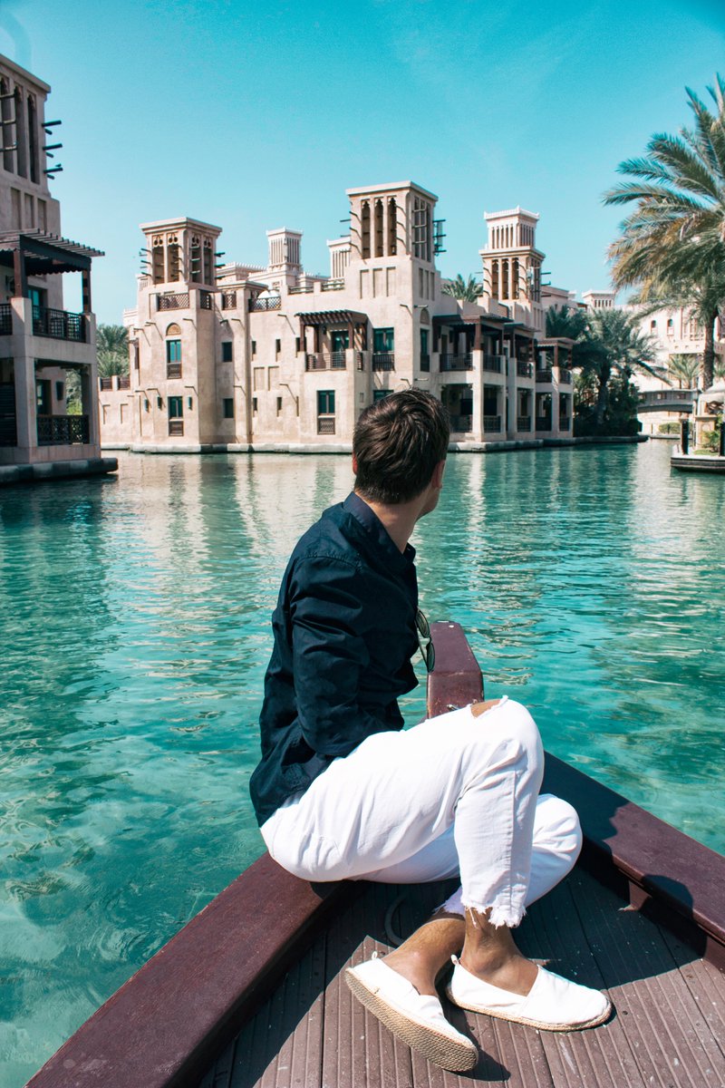 iamrobertgrey's tweet photo. Dubai dreamin https://t.co/nrVoMAH8Yq