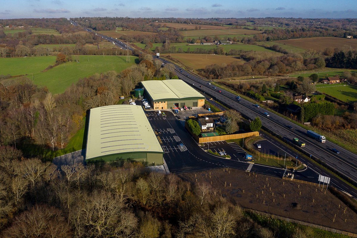 threesixtygroup's tweet image. Link 23 #Sussex Warehouse/Light Industrial 
Prominent Location A23/M23
Unit 1 Let to #PetsCorner Upto 32,000 sq ft available
@SHWProperty @BNPPRE_UK @MartinsProps
#aerialphoto @duncanbridge @IASshedshifters
#commercialproperty
 link23.co.uk