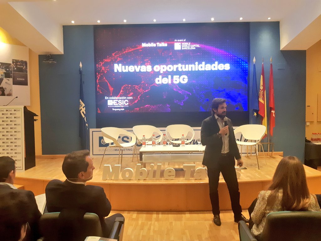 ESIC_University's tweet image. Hoy estamos en @esicmadrid con @benayas para asistir a la jornada "Nuevas oportunidades del 5G" y construir la visión del futuro que espera a nuestras ciudades, y a la sociedad
#MobileTalks
#ESICBusinessschool