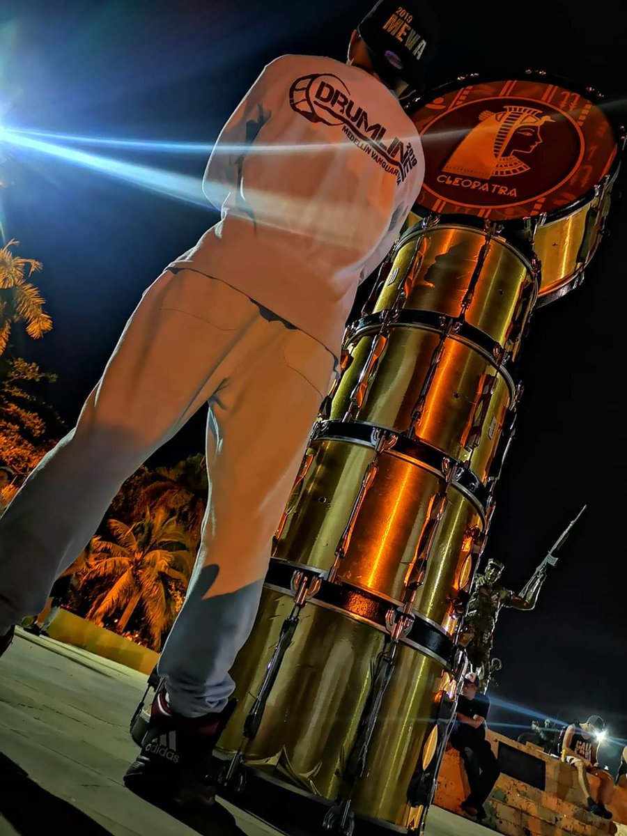 BandMeva's tweet photo. #DrumLine 2020 #Medellin Vanguardia. ¡Haz parte de una de las mejores percusiones de bandas de marcha del país 🇨🇴! 
#MedellínFuturo https://t.co/FUbRfTgXm2