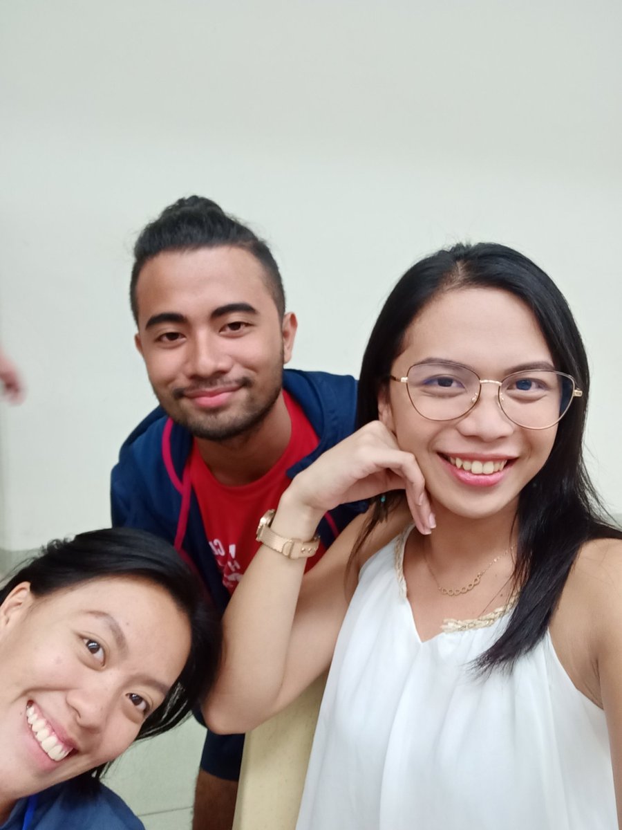 JandeilRoperos's tweet photo. Parang lasing ang UPV CASSC Chair hahahaha @philhinosa 

Hi @Maraaclaraa 
#ThrowbackThursday 
#gasc49 https://t.co/qhpUfBqpJT