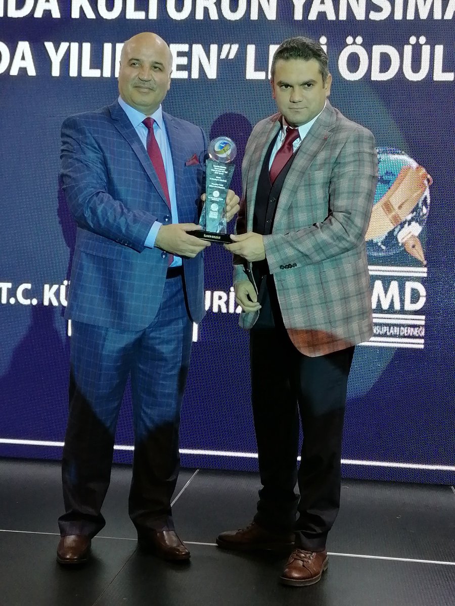 2020 Yılının İlk Haftasında Çırağan Sarayı'nda Gerçekleştirmiş Olduğumuz "Basında Kültürün Yansımaları ve Başarıda Yılın En'leri"Ödül Törenimizde Ödüller Çok Değerli Sahiplerini Buldu.. Sayın İlker GEZİCİ 👏 <a href="/gez1c1/">ilker gezici</a> <a href="/Sabah/">Sabah</a> #dbmd #dunyabasinmensuplaridernegi