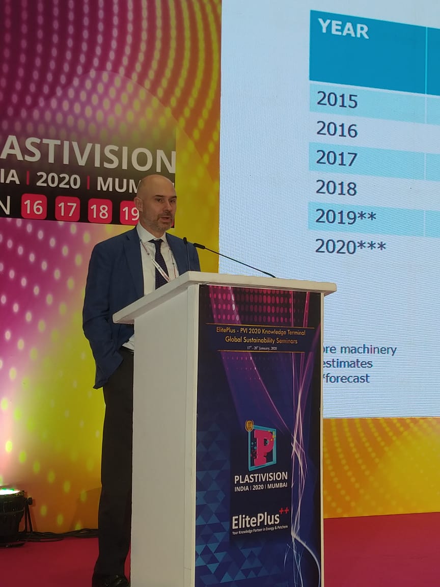 POLYMERUPDATE's tweet photo. Mr. Mario Maggiani, Director / General Manager, @AMP_Amaplast and also Secretary-General, #CIPAD shares his valuable insights on Global Plastic Industry Scenario and Challenges at AIPMA - Plastivision India 2020.
#PlastivisionIndia #PlasticExhibition #Mumbai https://t.co/r72eFjCABF