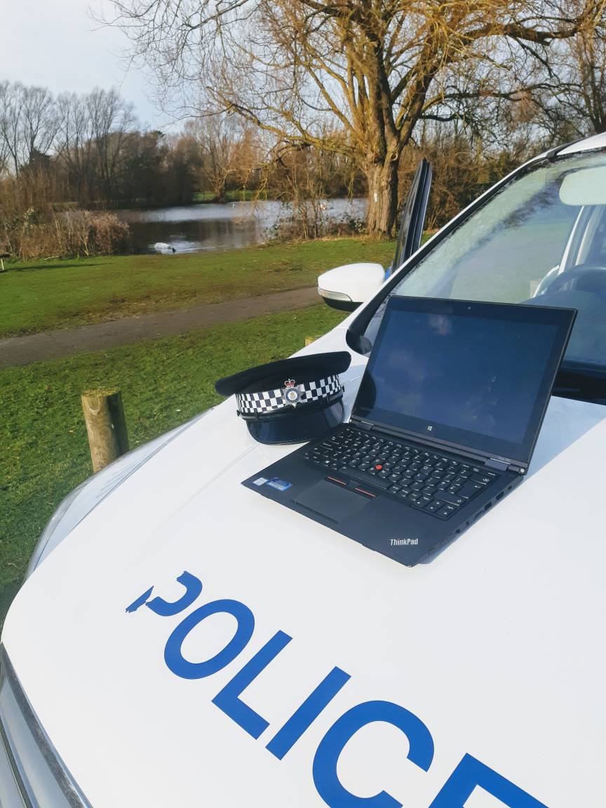 PboroCops's tweet image. Taking the opportunity to complete paperwork for crime reports and traffic offence reports, whilst being a visual presence utilising the technology we have.
Can you guess where I&apos;ve parked up and made my vehicle my #AgileOffice ..?
#NPTSouth #PC1134