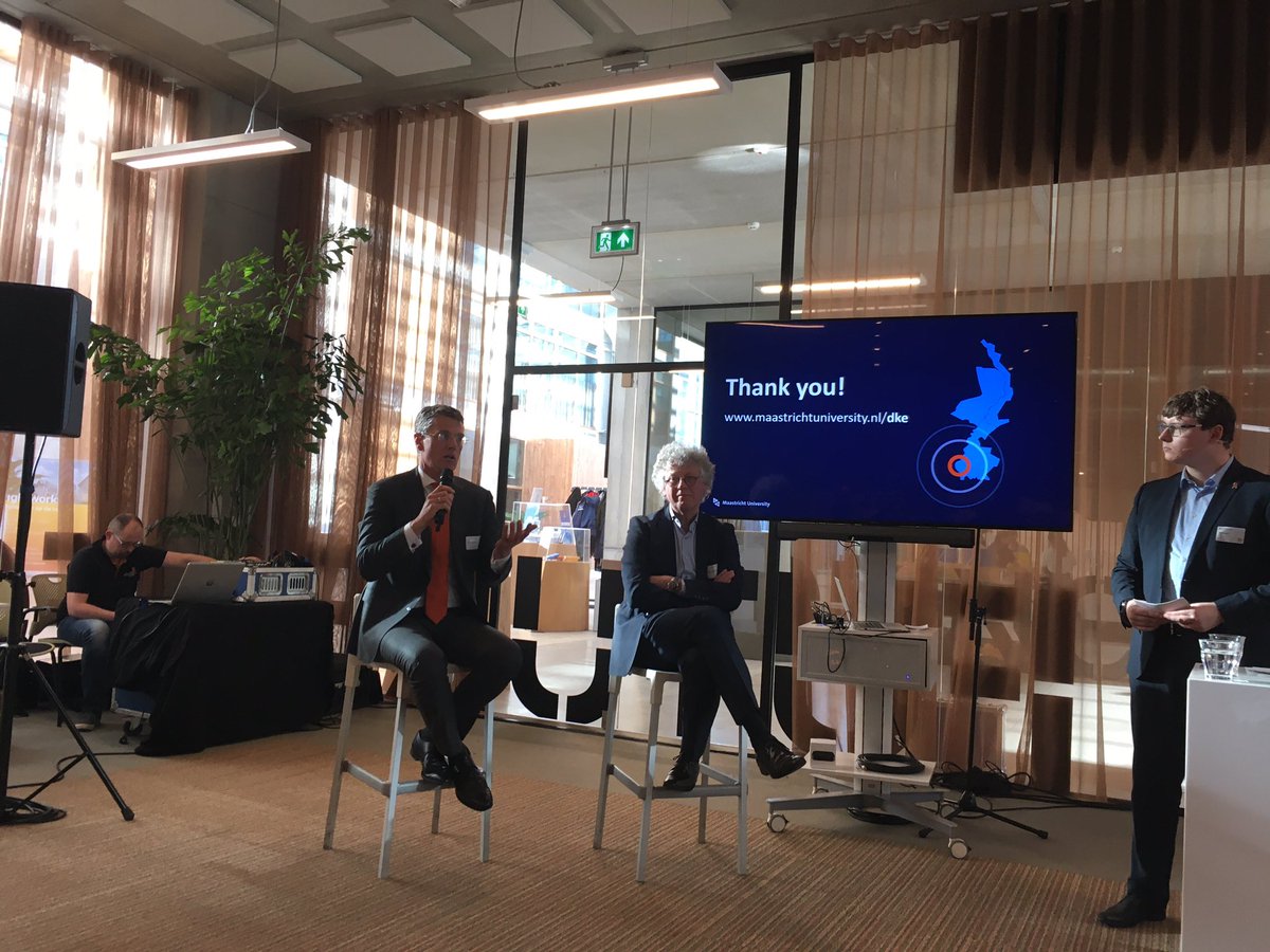 freddyweima's tweet photo. #conf #vsnu #um #internationalisering: warm pleidooi van @PDuisenberg voor een #talentstrategie in vervolg op #MakeitinNL, inclusief concrete suggesties: sneller visum bij diploma, talent centraal in handelsmissie, etc https://t.co/9GIaZpQrSX
