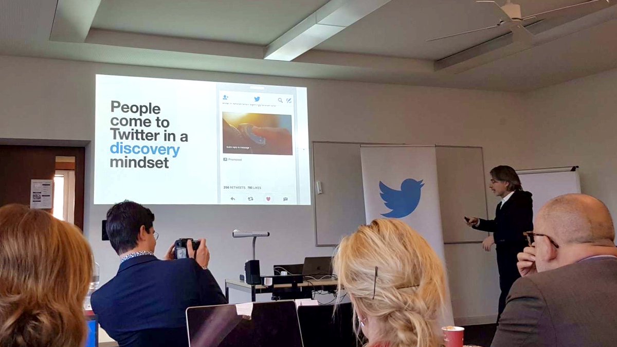 BlueGlass Zürich tweet media