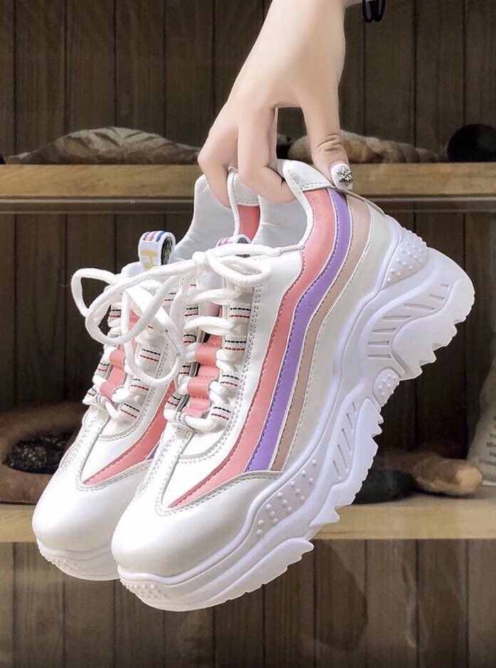 bymommyy's tweet photo. 👞 รองเท้า Marian ทรงสูง #พร้อมส่ง
✨Price 650฿ บาทจ้า
📍** ทรงสูง 36-45 **
📍เสริมส้น 5 เซนติเมตร**
💖 สั่งสินค้า DM ข้อความมาได้เลยค่า 💖
#รองเท้าแฟชั่น #รองเท้าผ้าใบ https://t.co/TTdLezWFAQ