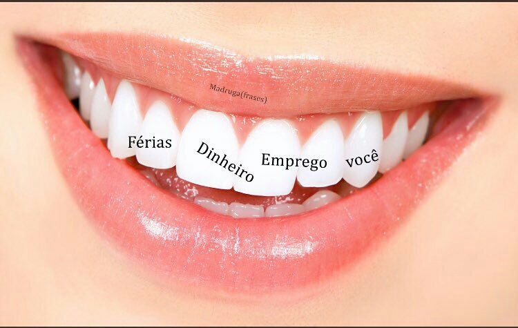 Продукты красящие зубы. Покрасить зубы. Колордент. Цветной лак для зубов. Ягода которая красит зубы.