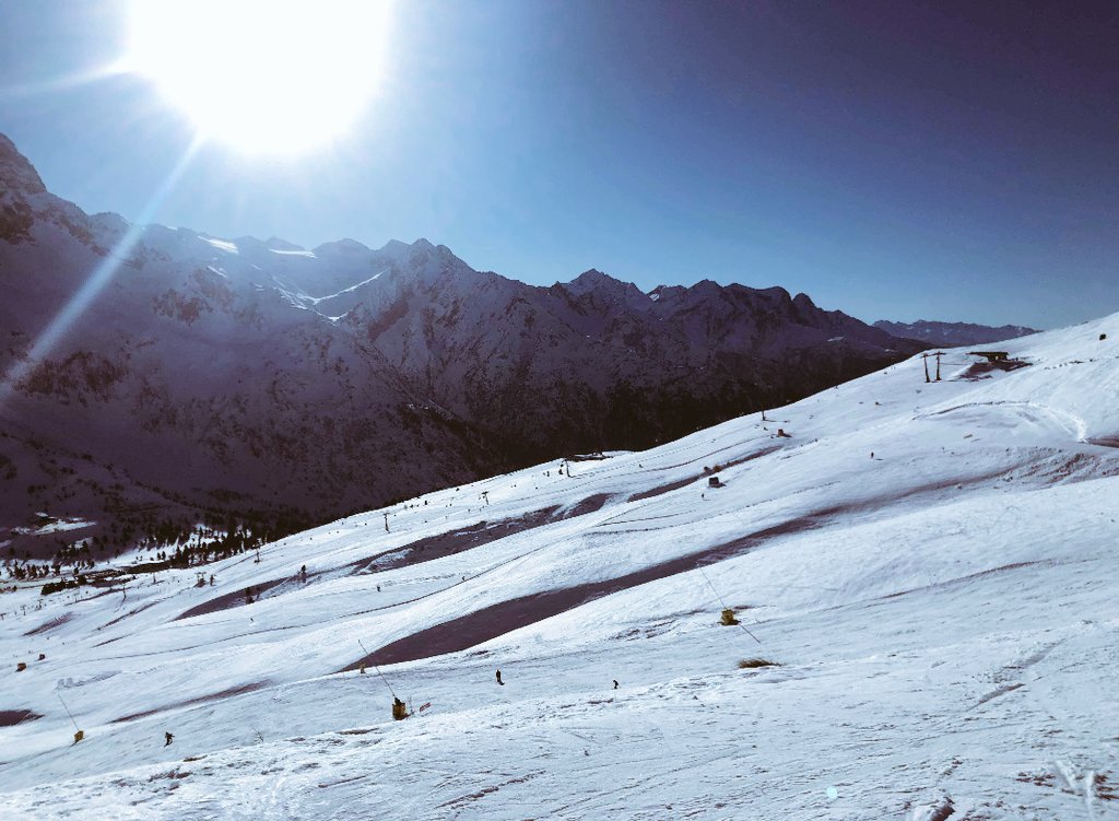 mcalpine_mr's tweet photo. 10 days to go! Looking forward to our visit to @passotonale and @HotelDolomiti ⛷
Cracking conditions at the minute and the forecast is for more snow! #GoggleTan ⛷ https://t.co/hPGu3MGCST