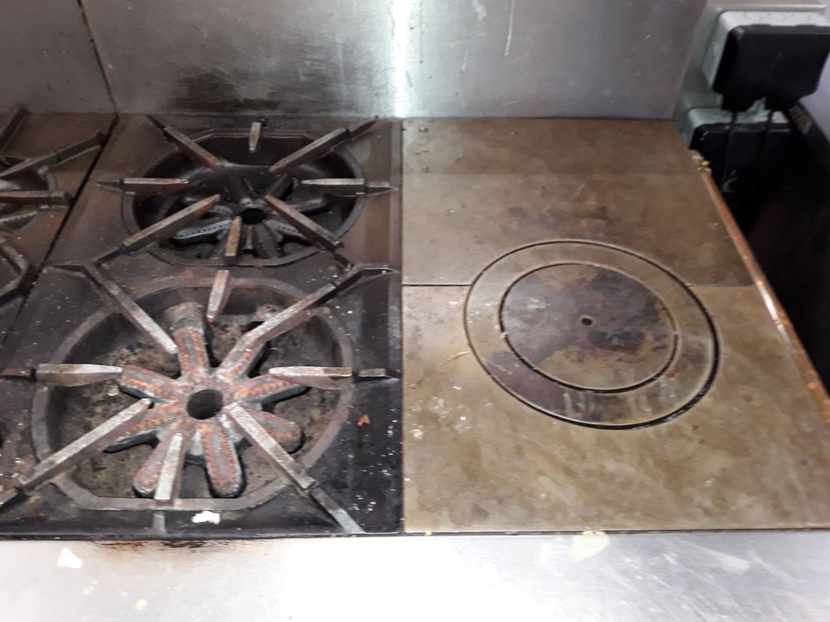 DeepClean_News's tweet photo. Is your kitchen in need of a deep clean? We provide a bespoke cleaning schedule and work around the clock to meet the needs of your business. Call to book a free quote on 01527559880 #Commercialkitchen #DeepClean https://t.co/SARNesdgpf