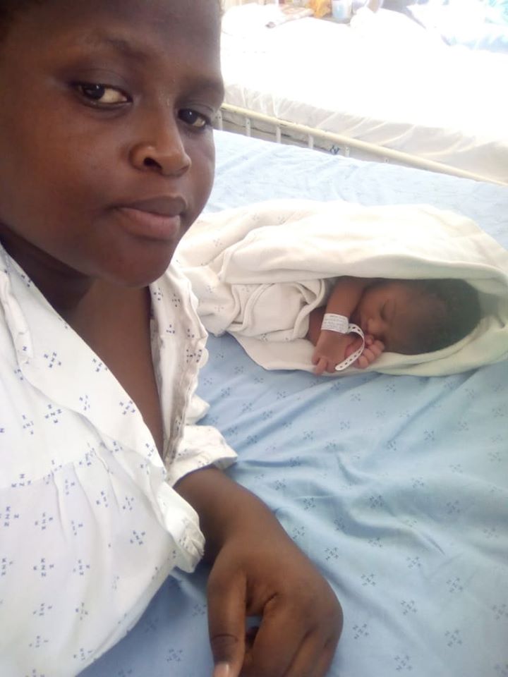 The SANTACO-KZN Chairperson Mr Boy Zondi has applauded Mr Nhlakanipho Zulu for helping a woman give birth in a taxi. Zondi said Nhlakanipho has shown kindness and humanity that exists in a Taxi industry which is hardly publicised