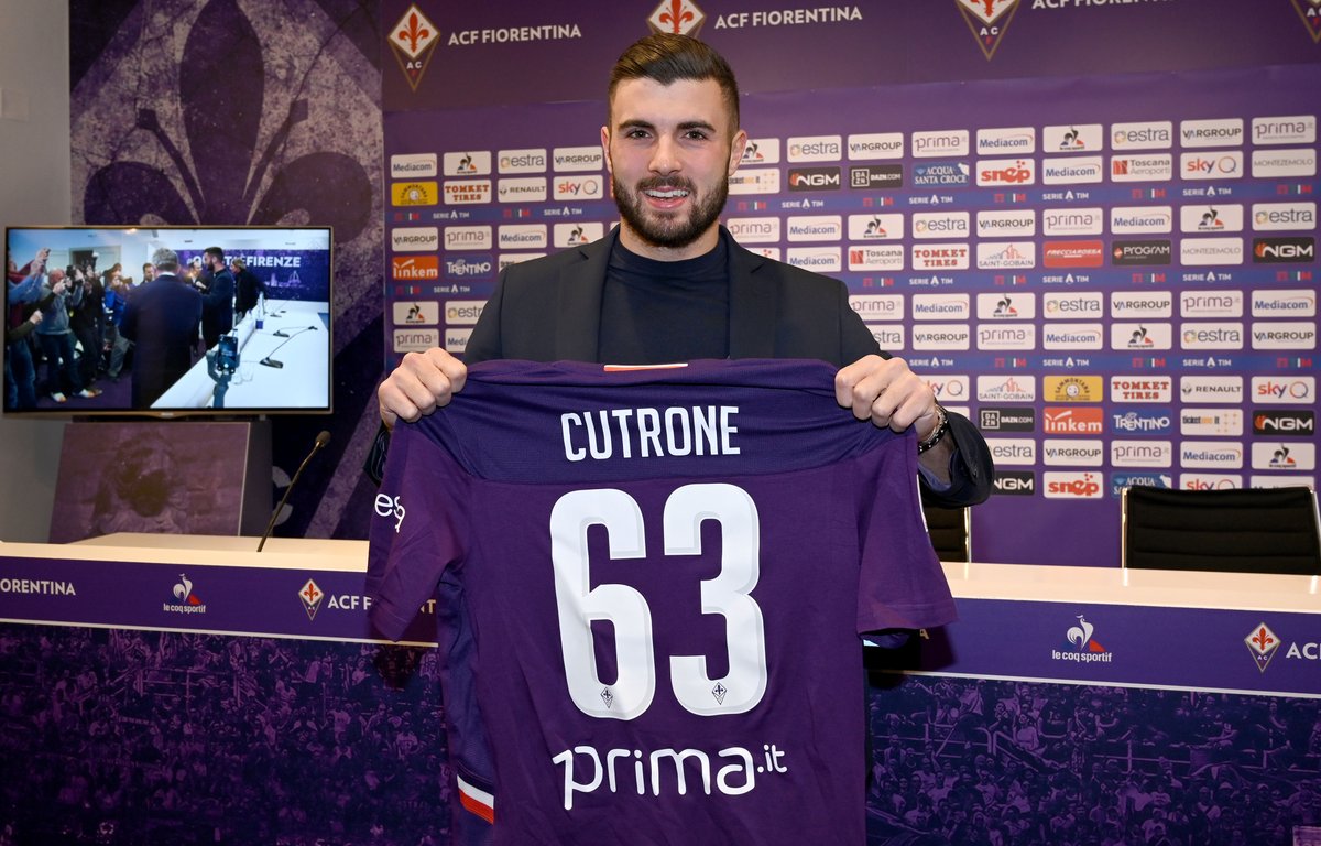 ACFFiorentinaEN's tweet photo. C U T R O N E 6⃣3⃣⚜️
#WelcomeCutrone
#ForzaViola 💜 #Fiorentina https://t.co/kyYOfZZjkE