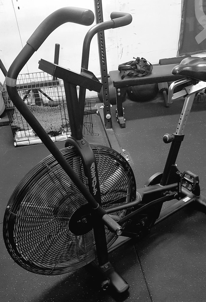 CrossFitColera1's tweet photo. https://t.co/aohh2gheuO
#crossfitcoleraine #crossfit #health #fitness #enduranceclass #energysystemtraining #cyclical #mixedmodal https://t.co/zAnCQMphk1