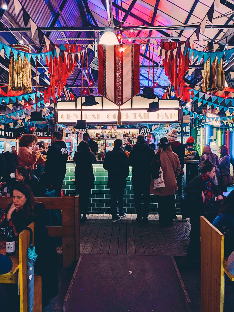 KateSnooks's tweet photo. Date recommendation - one of my favourite street food markets in London! https://t.co/Y6znJVNkQ7 #DateswithKate https://t.co/AHUCGCJzSB