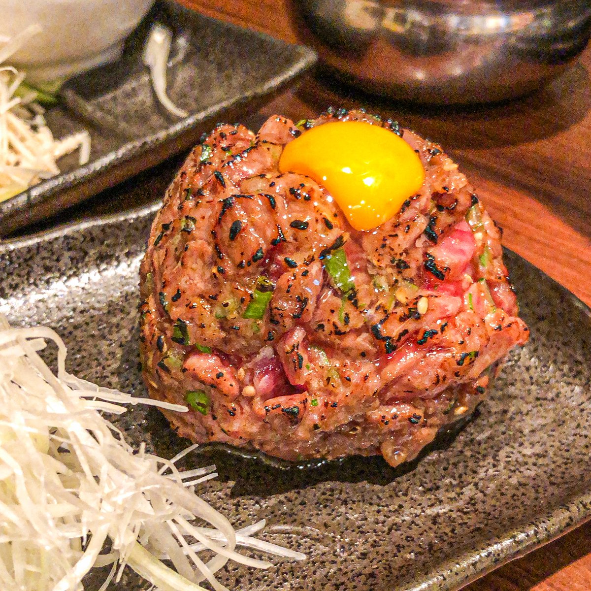 ／
特選黒毛和牛A5専門店😀
＼

【焼肉 ぽんが】

選び抜かれた黒毛和牛のA5🥩

☑️脂ののった『特上厚切りハラミ』
霜降りの美しさに思わずウットリ😆

☑️特選厚切りタン塩
ステーキのようにどっしりと厚みのあるカット😀
タンの旨みがしっかり👍