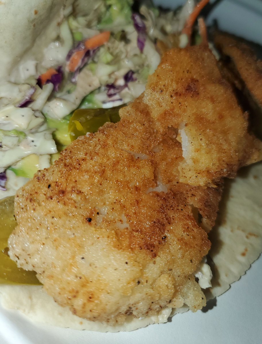 eatquilibrium's tweet photo. Quick and easy GF fish tacos for the win!
#food #foodie #glutenfree #quickmeals #goodeats #eatquilibrium https://t.co/aXtvDwvTz1