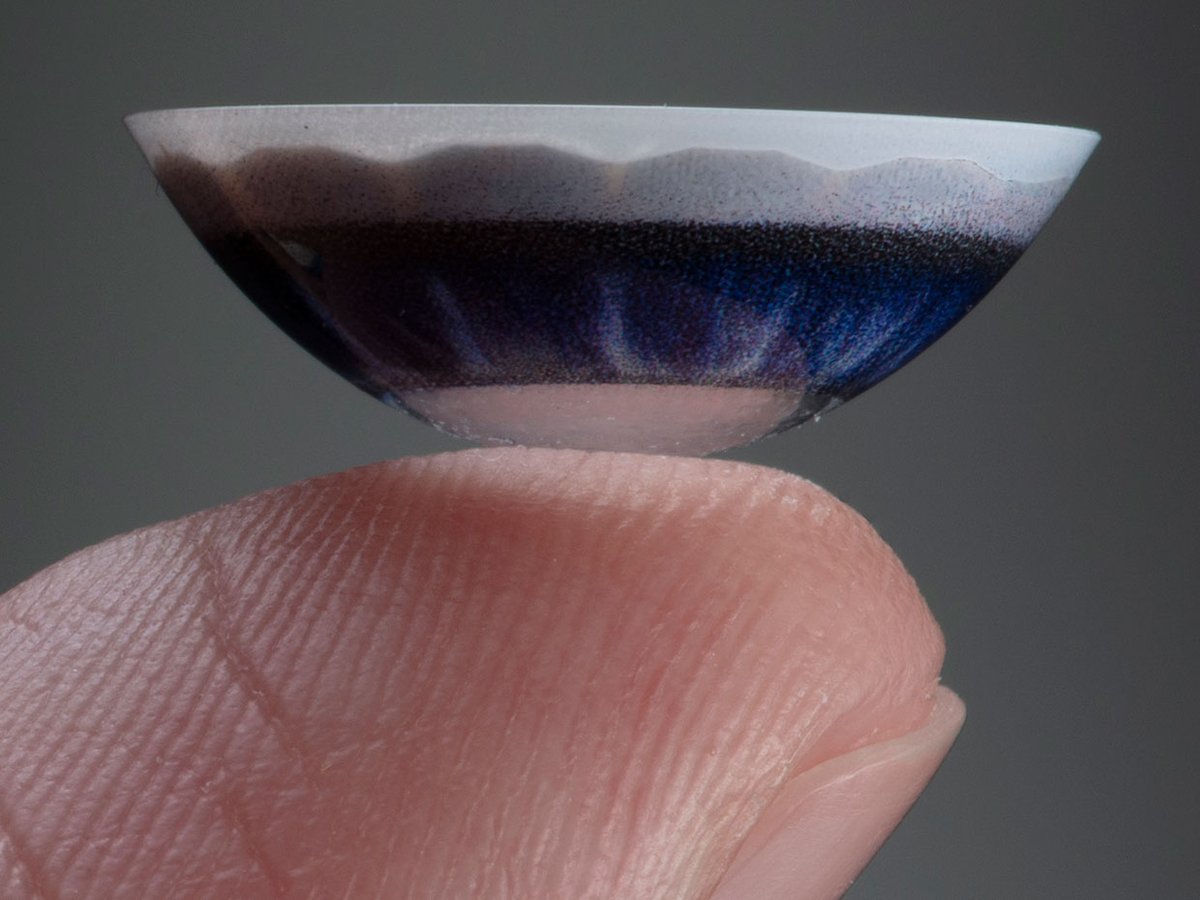 IEEEorg's tweet image. #AugmentedReality contact lenses have arrived. Learn about the #wearable technology that is advancing by the minute via @IEEESpectrum: bit.ly/3ako1Lu. #AR