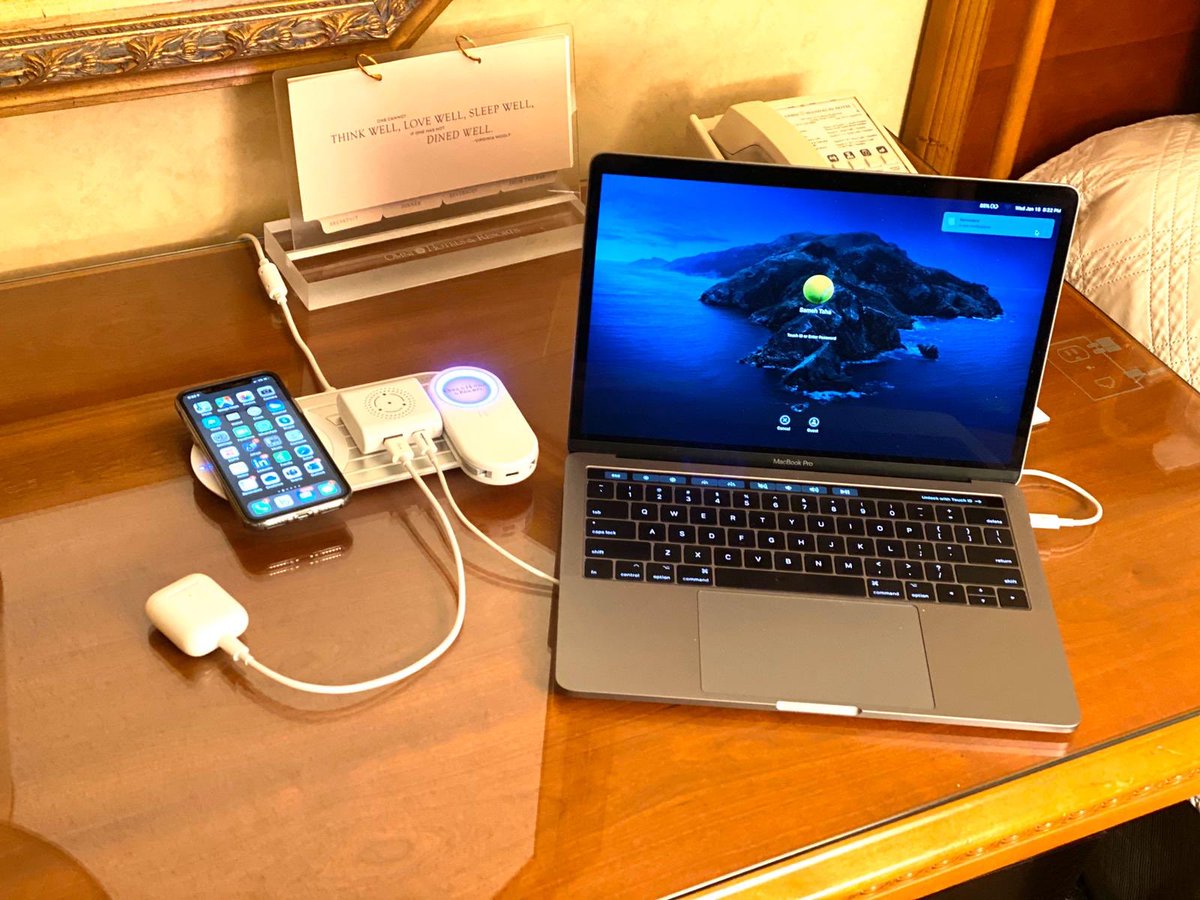 OussarTweeT's tweet photo. Je suis fasciné par les produits @FLI_CHARGE , mes prochains voyages seront plus legers. Je ne transporterai plus le chargeur de mon PC. Des opportunités pour mieux équiper nos salles de réunion. https://t.co/t9Sp65S6Ke