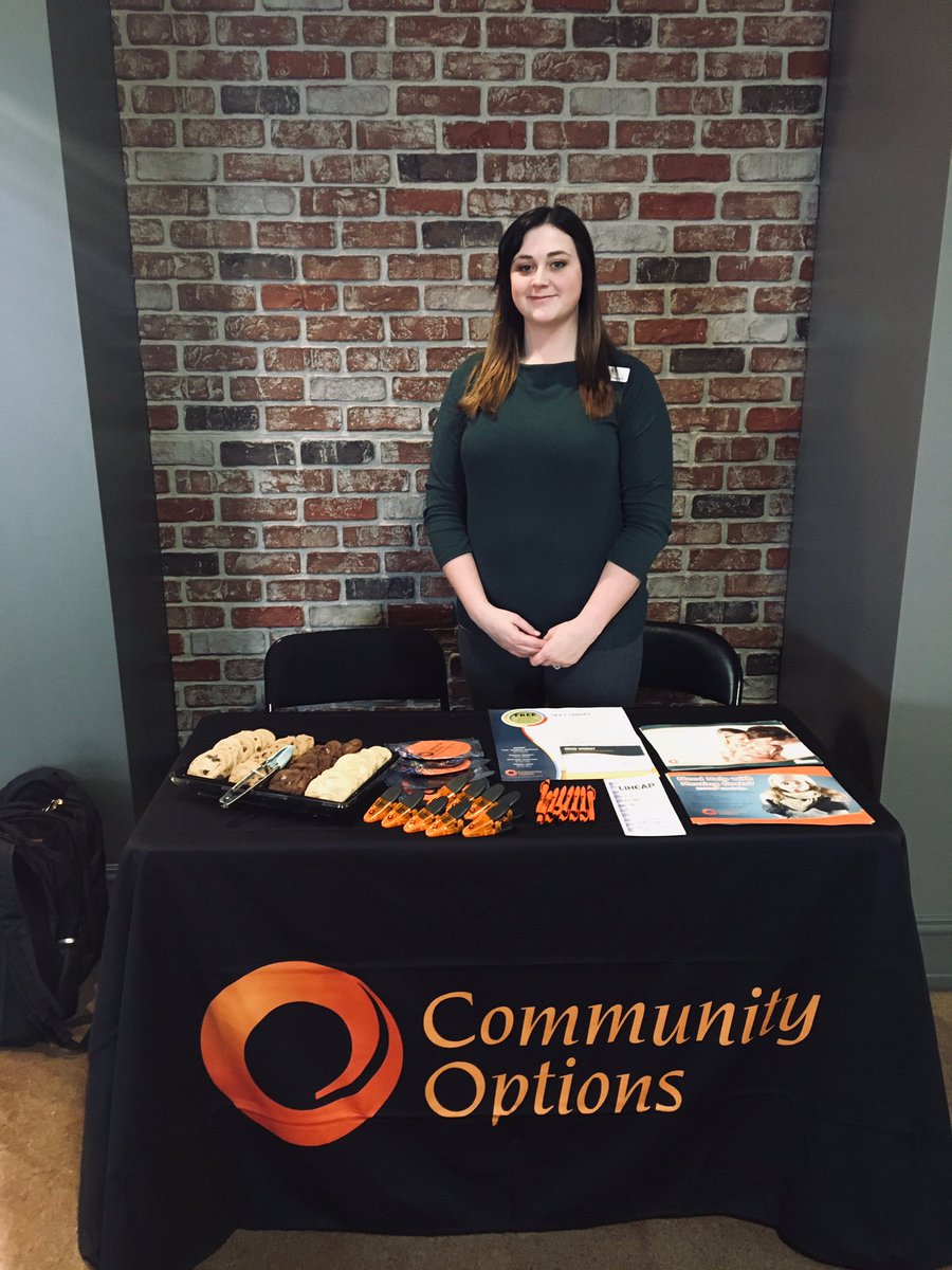 ComOptAshley's tweet image. Do you need assistance in signing up for LIHEAP? Or need an afternoon sweet? Stop by the city plaza on highway 2 in Devils Lake and let Tifani help you. #alwaysadvocating @ComOptTrina @ComOptND
