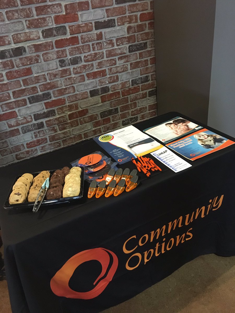 ComOptAshley's tweet image. Do you need assistance in signing up for LIHEAP? Or need an afternoon sweet? Stop by the city plaza on highway 2 in Devils Lake and let Tifani help you. #alwaysadvocating @ComOptTrina @ComOptND