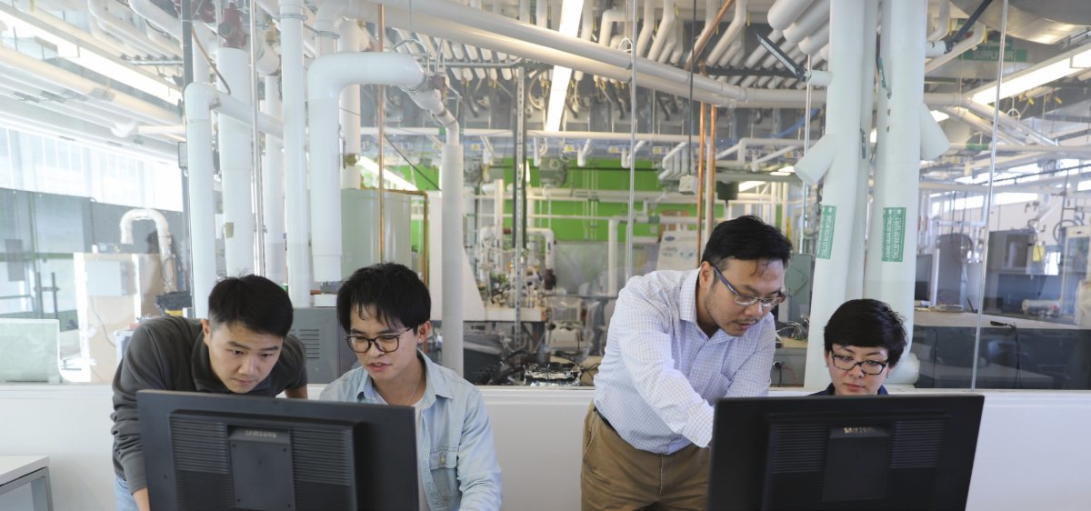 SyracuseCoE's tweet photo. Check out https://t.co/VL9PWotQmW 1/21 R&T Forum for "#OccupantBehavior driven #SmartBuildingControls" featuring @EngineeringSU prof. Bing Dong and Steven VonDeak from @densityio https://t.co/3b7FAy6wK0