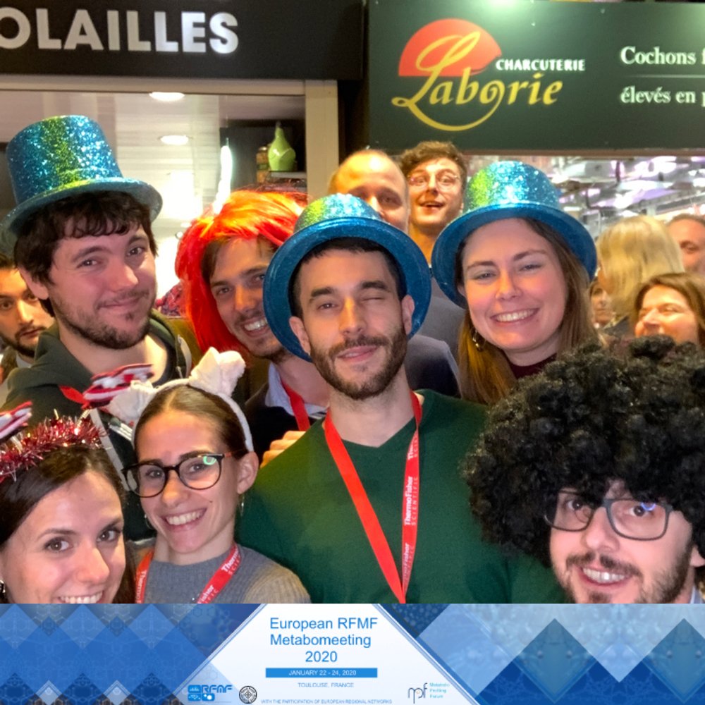 Fr_Puig's tweet photo. Having #fun in #MetaboEU2020! Such a great dinner in Toulouse food market 😋 https://t.co/tNfm1tnaB2