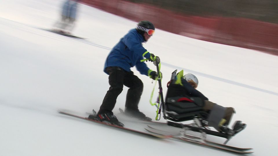 NHChronicle's tweet image. Breaking boundaries...how @NEDisabledSport is helping those with disabilities gain independence, confidence, and mobility on the slopes! Tonight at 7:00. @loonmtn bit.ly/2TOpnsd #NH