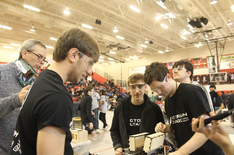 vistaridge7797's tweet photo. Our last AML meet was a couple of weekends ago. AML Championships are in a couple of weeks and we’re excited for it. https://t.co/mdIB7jRPNh