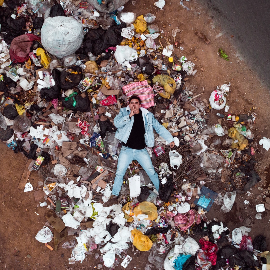 LiveLifeFwdShow's tweet photo. People have been taking to the streets with a new viral environmental social media initiative called the #TrashTag challenge, encouraging people to share before/after photos of an area they’ve cleaned up. @Forbes shared some of the best ones so far: https://t.co/36hx67Ulse https://t.co/StDXPXfe5U