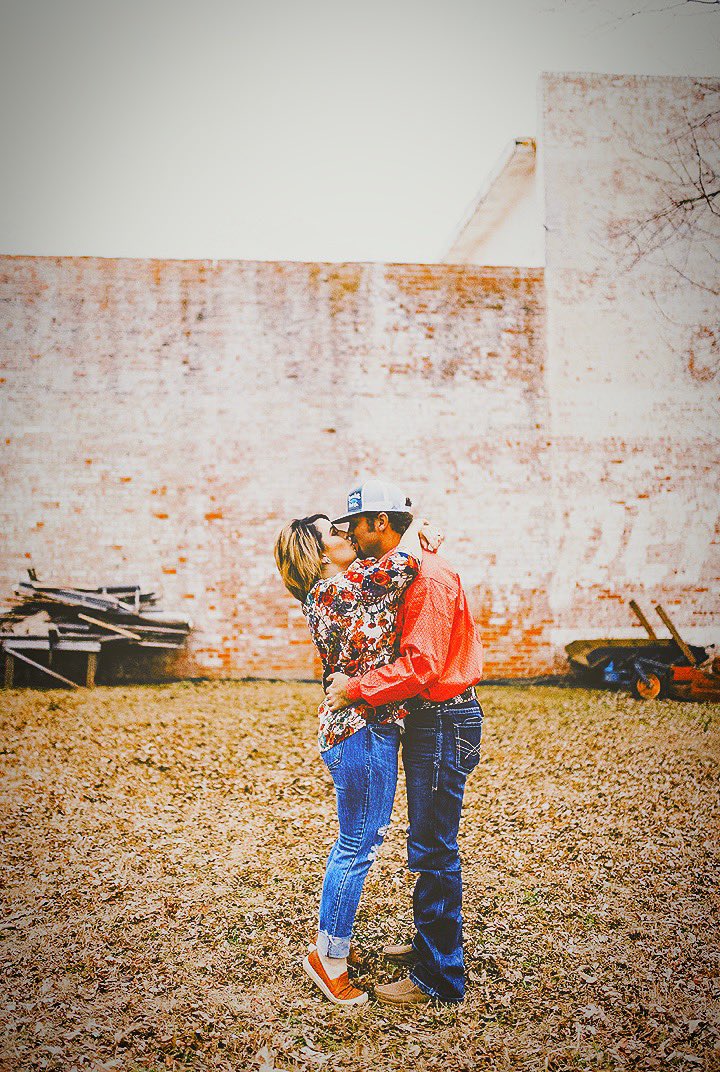jfmac98's tweet photo. You’re my person ❤️@Bshipley17 https://t.co/7rUgIqUfk2