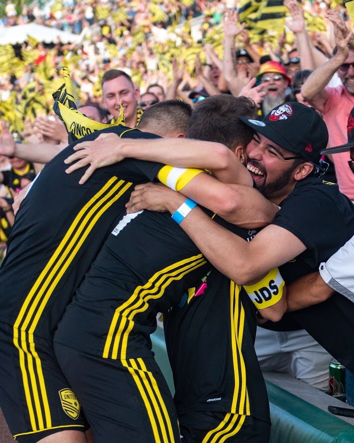 TheCurseNM's tweet image. This atmosphere DISAPPEARS if we add non-retractable nets! @MayorKeller @cabq don't let this happen! Retractable nets are affordable! There is option that works for everyone!