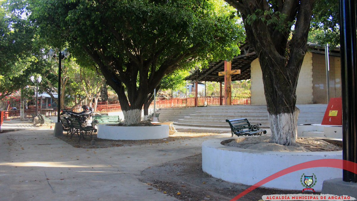 ArcataoSv's tweet photo. ¡Estamos por finalizar las obras de remodelación en el Parque de la Colonia Jesús Rojas!

Trabajamos arduamente para construir un lugar más acogedor para todas las familias Arcatenses, que ahora contarán con un espacio más amplío para su recreación. https://t.co/ulhKimJ6fI