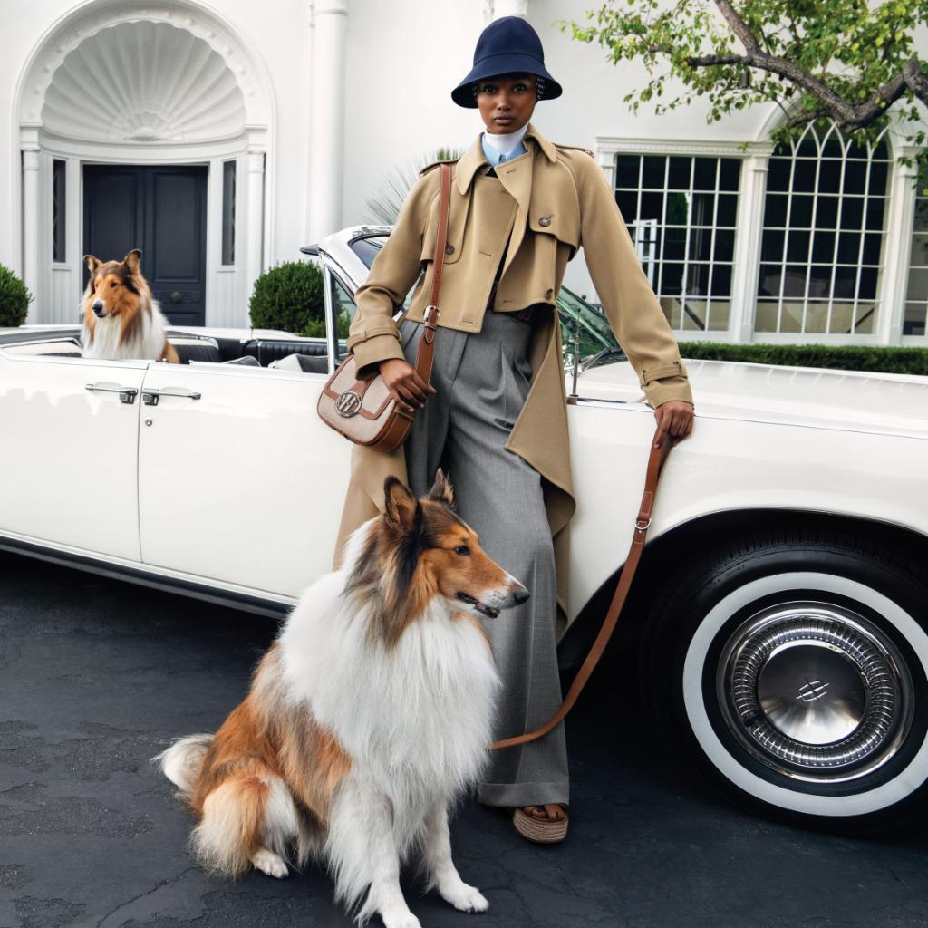 Timeless separates: Ugbad Abdi stars in the Spring 2020 #MichaelKorsCollection ad campaign. 📸: @InezandVinoodh