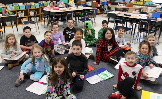 CommackSchools's tweet photo. #RollingHIlls students enjoyed a cozy day of reading and learning in pajamas #PIR #Mack #PartnersInReading #Read #Pjs #CommackSchools https://t.co/tnDmP9steE
