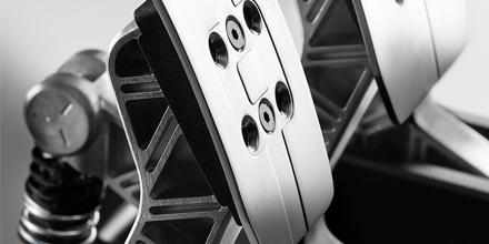 TMThrustmaster's tweet photo. February 13. https://t.co/nDXG2SexSo