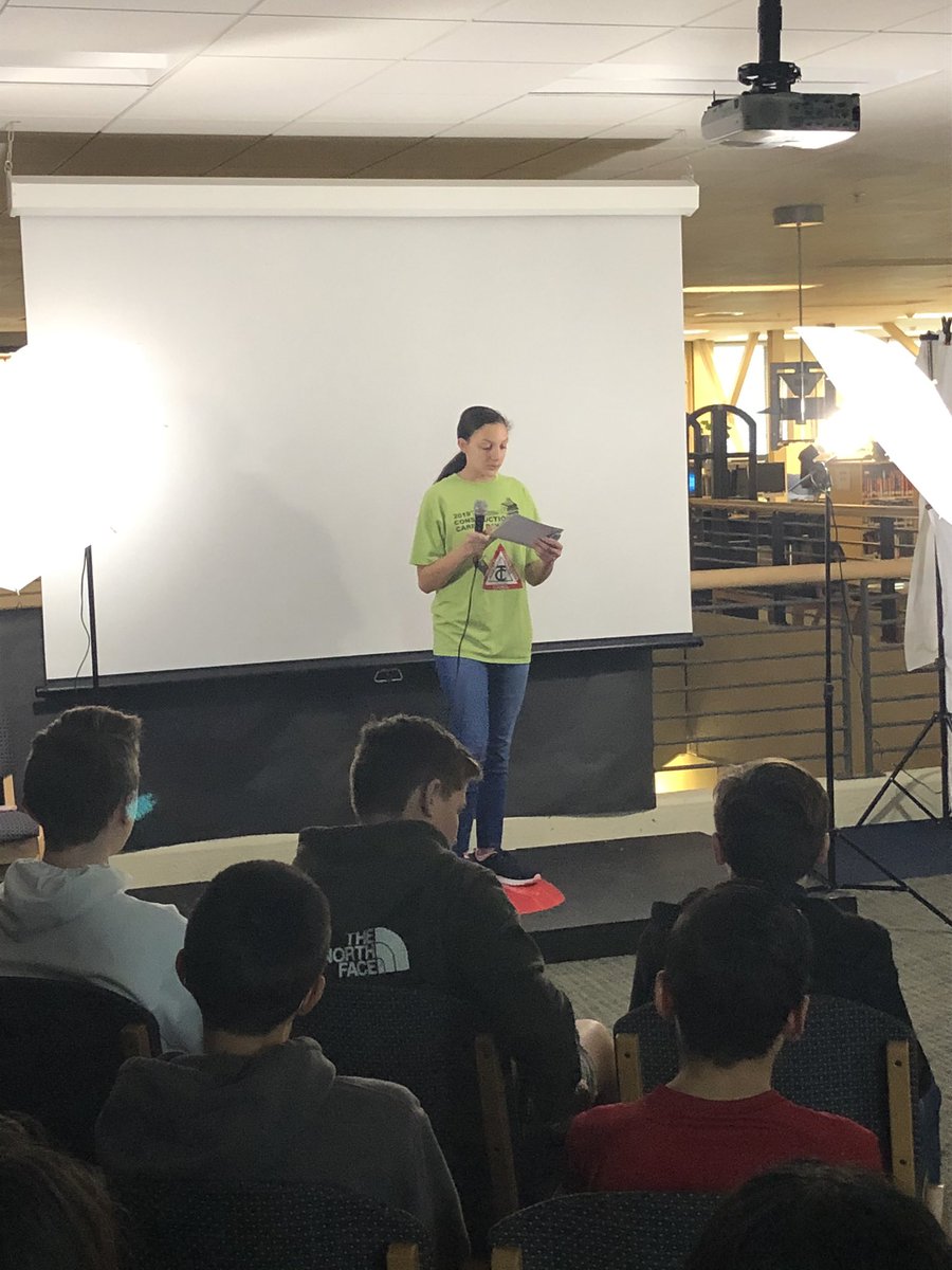 PrincipalPaulC's tweet photo. Ted talks at Hanford High School. #voicesofgenz. @HanfordFalcon @RichlandSD400 https://t.co/gO0FYjoLD7