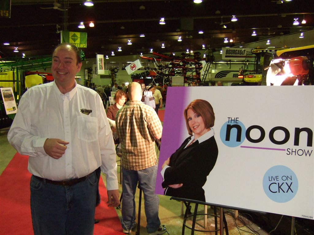 KarenChrest's tweet photo. A little throwback to a different year, a different @MBAgDays lol #ckxtv https://t.co/oeehbR7jZV