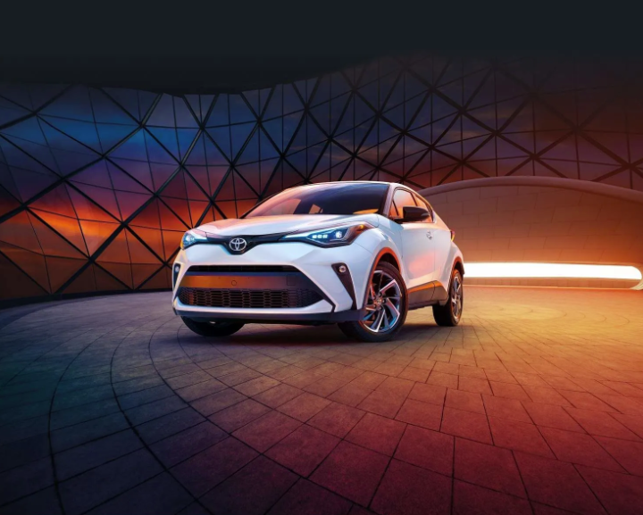 ToyotaWhitby's tweet photo. We just LOVE the C-HR in Blizzard Pearl with Black Roof. ❤️ https://t.co/CSoyAHDLOr