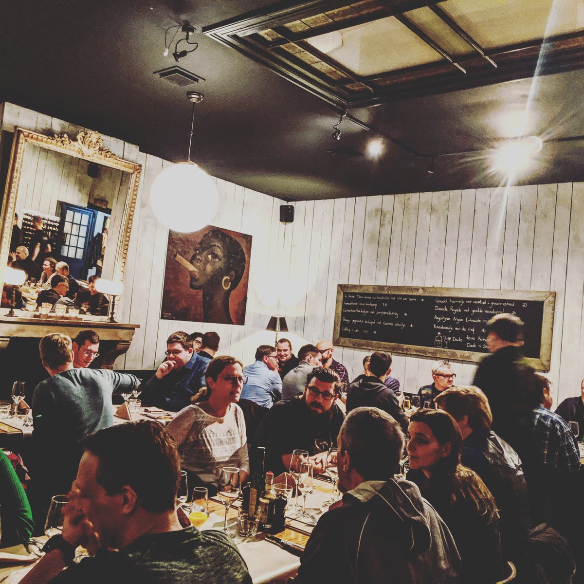 jlammerts's tweet image. #PHPBNL20 speakers diner 🤩