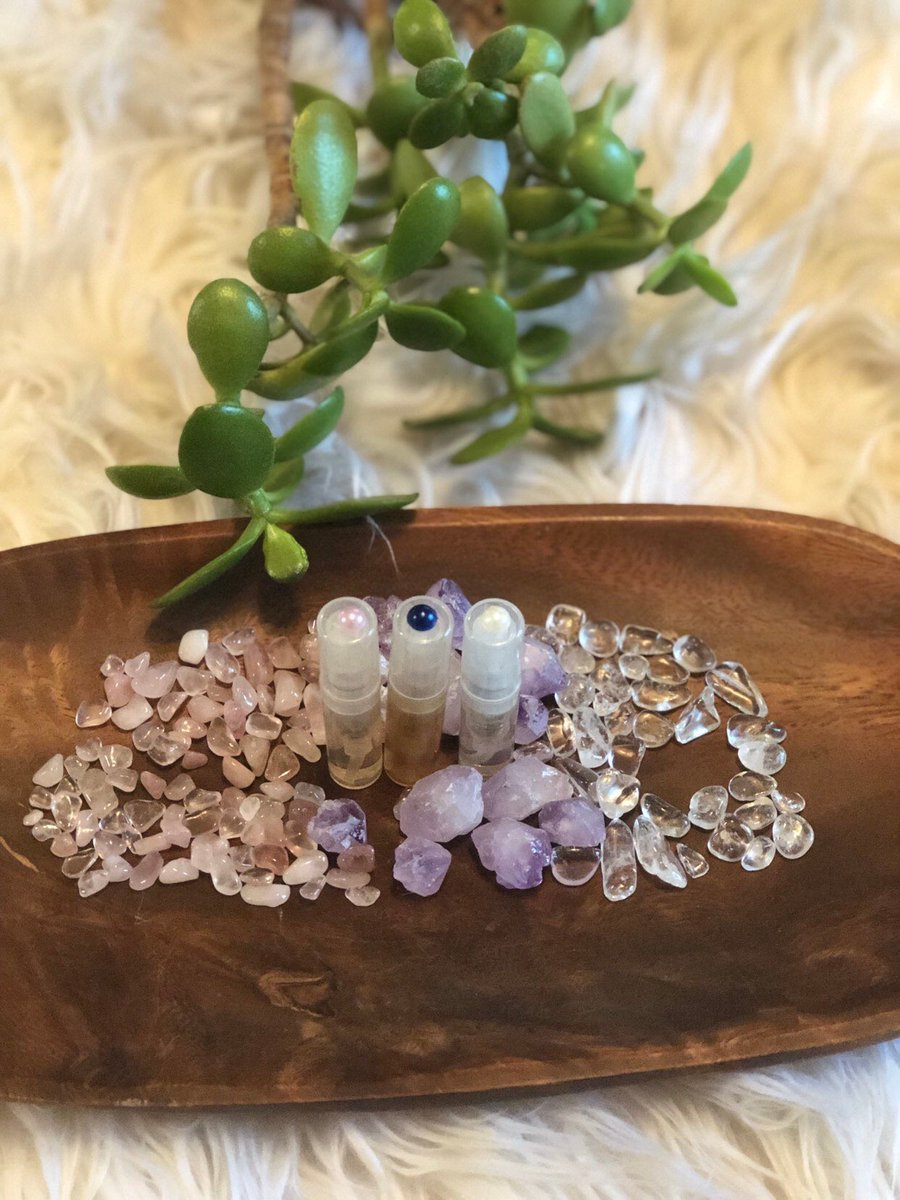 prettyshenans's tweet photo. Excited to share this item from my #etsy shop: Spirit Spray Sample Pack https://t.co/Rr9bYQigjW https://t.co/9Ve1T3PcgP
