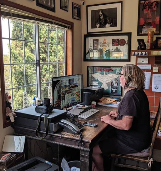 wsmagazine's tweet photo. Visual artist Dean Karr ('88 Fine Arts) has worked with some of the biggest names in the music business - and collected all kinds of cool keepsakes - throughout his 30-year career. Learn more in the spring issue of @wsmagazine, out soon! #WSU #deankarr #deankarrphotography https://t.co/zKXlFPqpDc