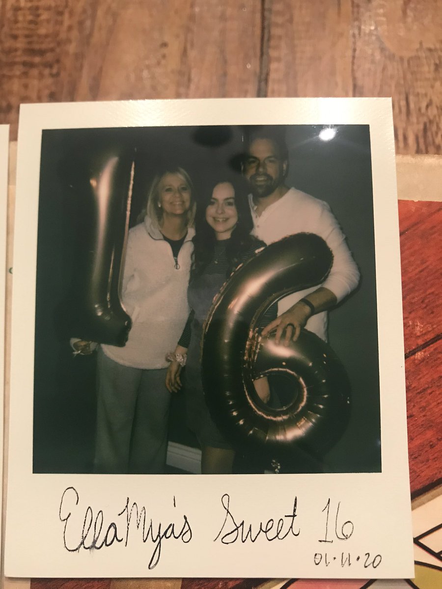 EllamyaL's tweet photo. i love polaroids 🥺🥺 https://t.co/BcsLEAVtlg