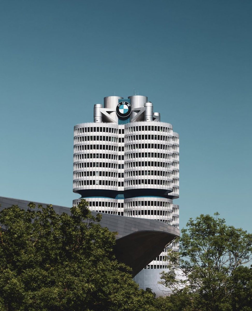 LamyaObeidat's tweet photo. Happy Weekend All Friends..♥️
#Germany #City_BMW
#Yarit #LO https://t.co/z27FiV8PO7