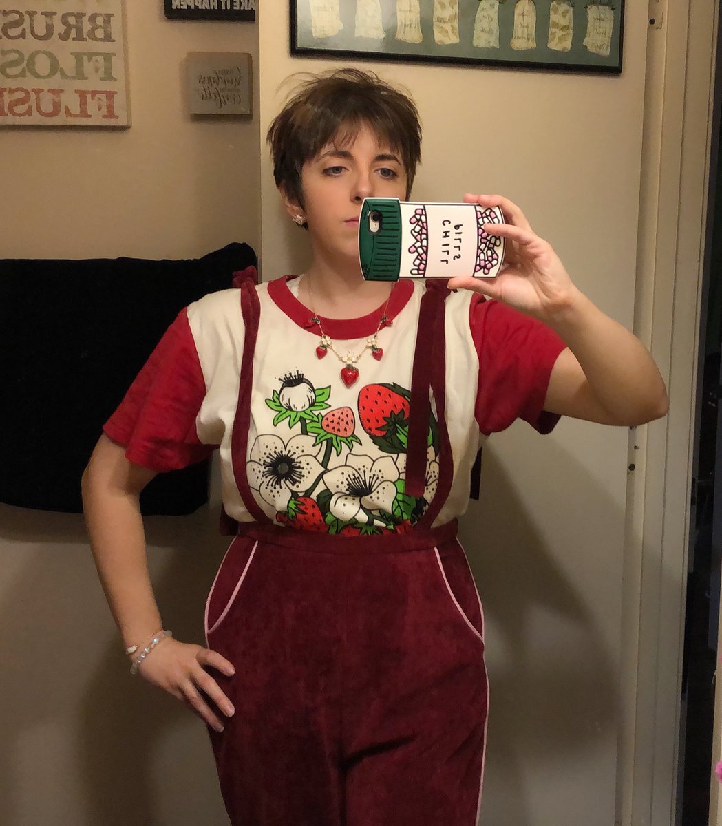 MegsDreamDesign's tweet photo. Really enjoyed this lovely &amp; cozy cardigan I got from Target for over a year ago &amp; this lovely Strawberry tee from @bigbudpress (thanks for @TheVulcanSalute &amp; @critrolecloset )&amp; the tiny dancer jumpsuit from @shopcamp #critrolecloset #campcollection #bigbudpress #ootd https://t.co/XDSxl0rXYA