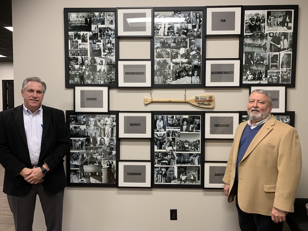 McHenryPEO's tweet photo. Dan McHenry recently visited with Bill Lyons &amp; Bruce Cornutt at LyonsHr new world headquarters in Gadsden, AL. Great pic, Gentlemen! #PEOadvisors #LyonsHR #PEOsales #NAPEO #WhiteLabelHR #McHenryPEO #PEOexperts #PEOoperators #PEOrecruiting #PEOstrategies https://t.co/N7prpkjkv9