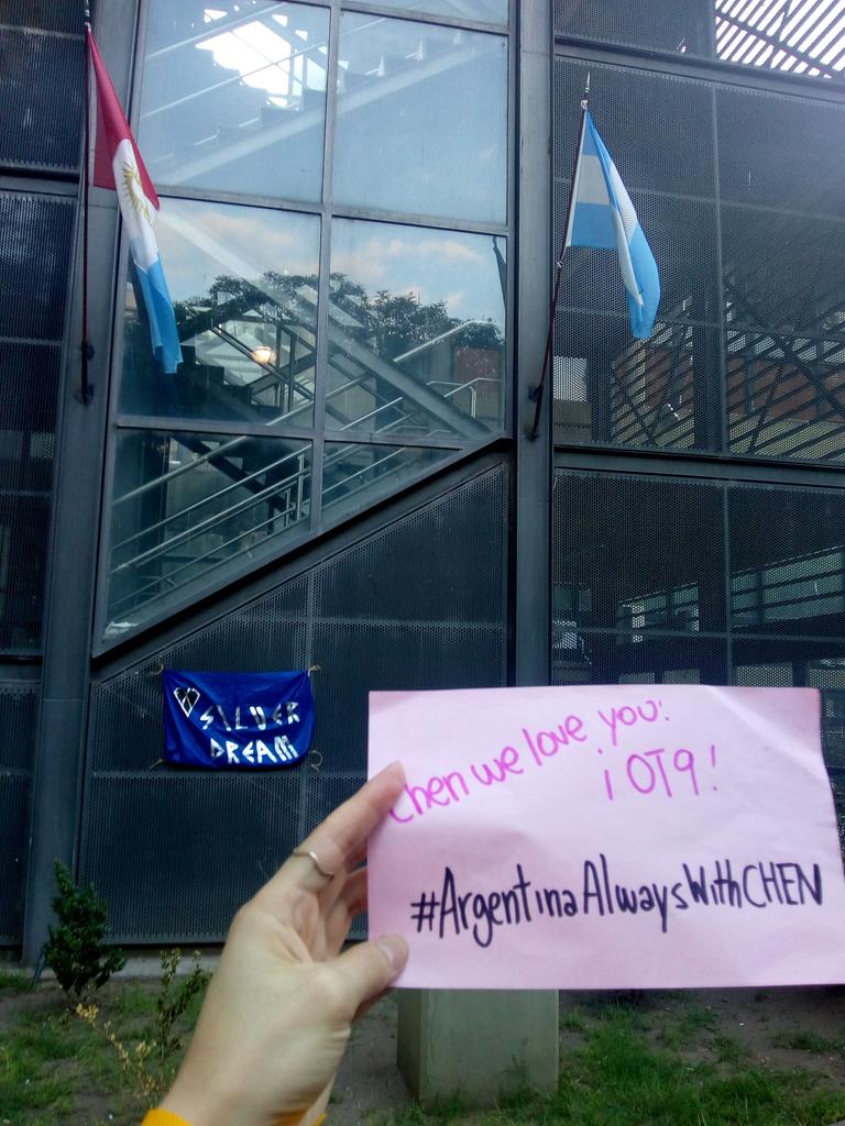 EXOSilverDream's tweet photo. ใ#ArgentinaAlwaysWithChenใ
.
.
#exolcordoba #EXO #ArgentinaSupportChen
#์์ #AlwaysWithChen
#MyAnswerIsEXO9
#CHEN_STAYS
#๊ธฐ๋ค๋ ธ๋ค_๋ฏฟ๋ฃ์ฒธ
#์์9_์ํด์_๊ธฐ๋ค๋ฆฐ๋ค
#WeAreTheMajority
#EXOLWithCHEN #SM_PROTECT_EXO9 https://t.co/NUJwjpGERj
