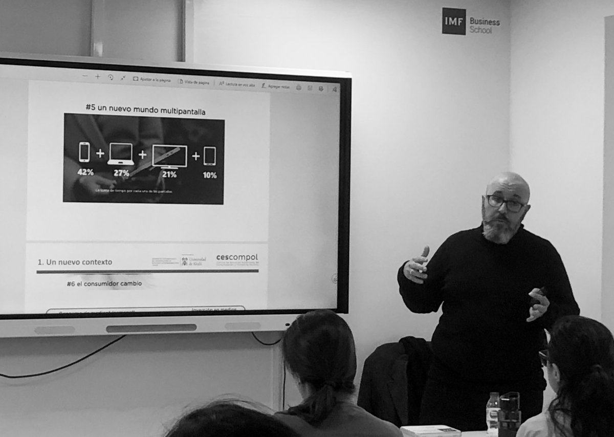 lsallaberry's tweet image. “Para el #Inbound en política se necesitan candidat@s que generen contenido. Se trata de producir contenido adecuado, en el lugar apropiado y en el tiempo oportuno”, dice @Angelandcom. El #Inbound da vuelta la ecuación: primero conocemos a la audiencia, luego le hablamos. #ComPol