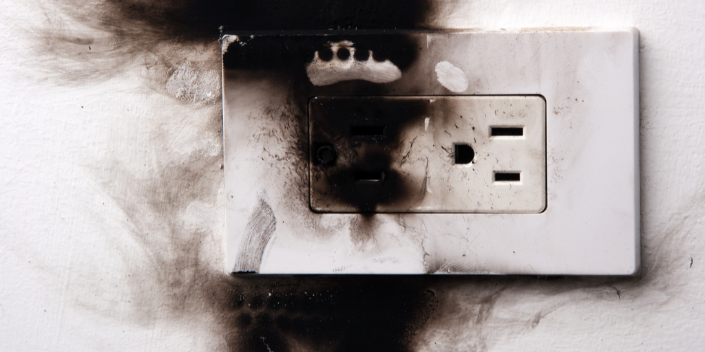 homeandsafety's tweet image. Have you heard of the newest TikTok challenge? It involves electricity, and you’re better off sitting this one out. Read more: bit.ly/2Ge6FlR #tiktokchallenge